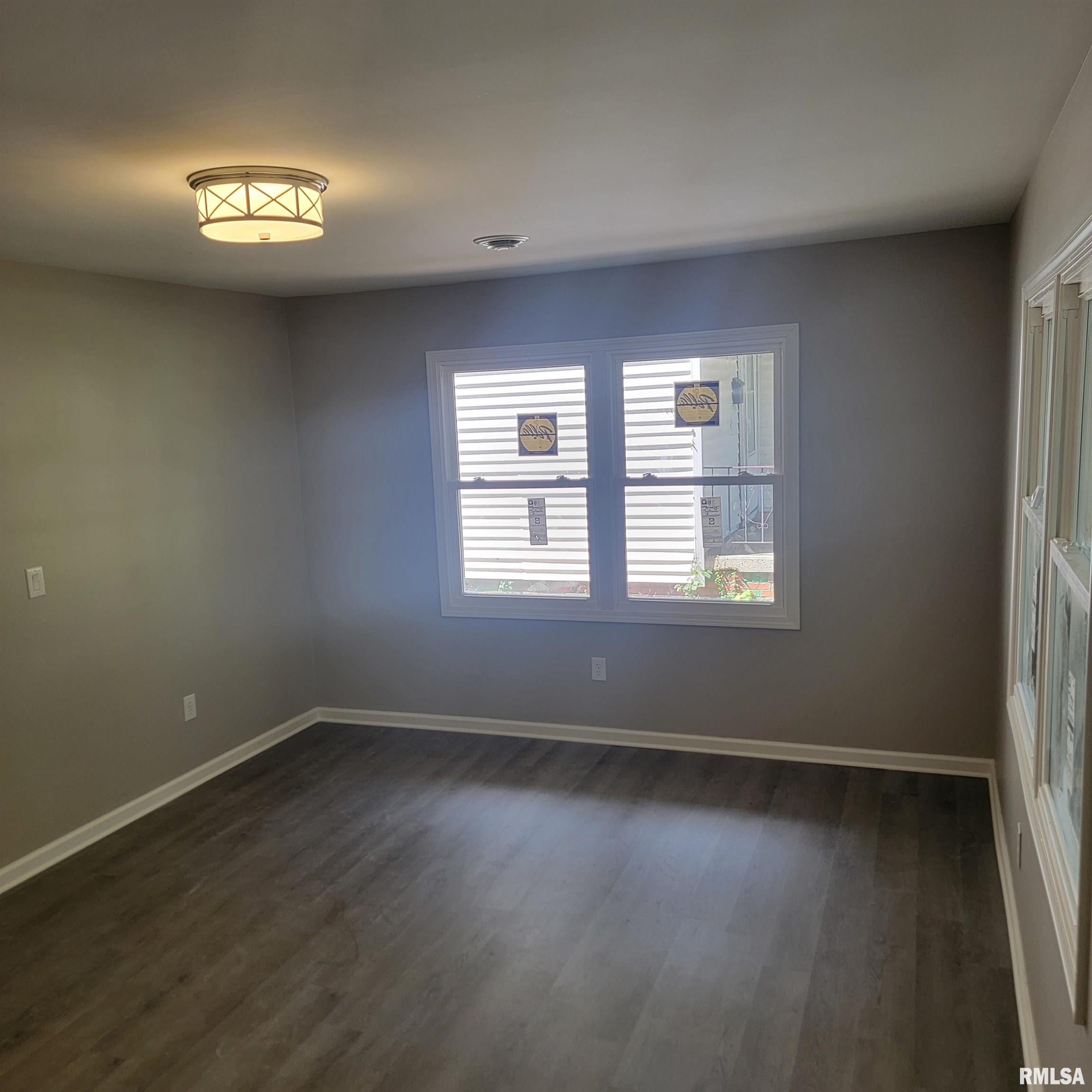 725 East Spruce Street Springfield, IL 62703 - Photo 12 of 18