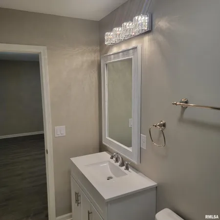 $159,700 | 725 East Spruce Street, Springfield, IL 62703