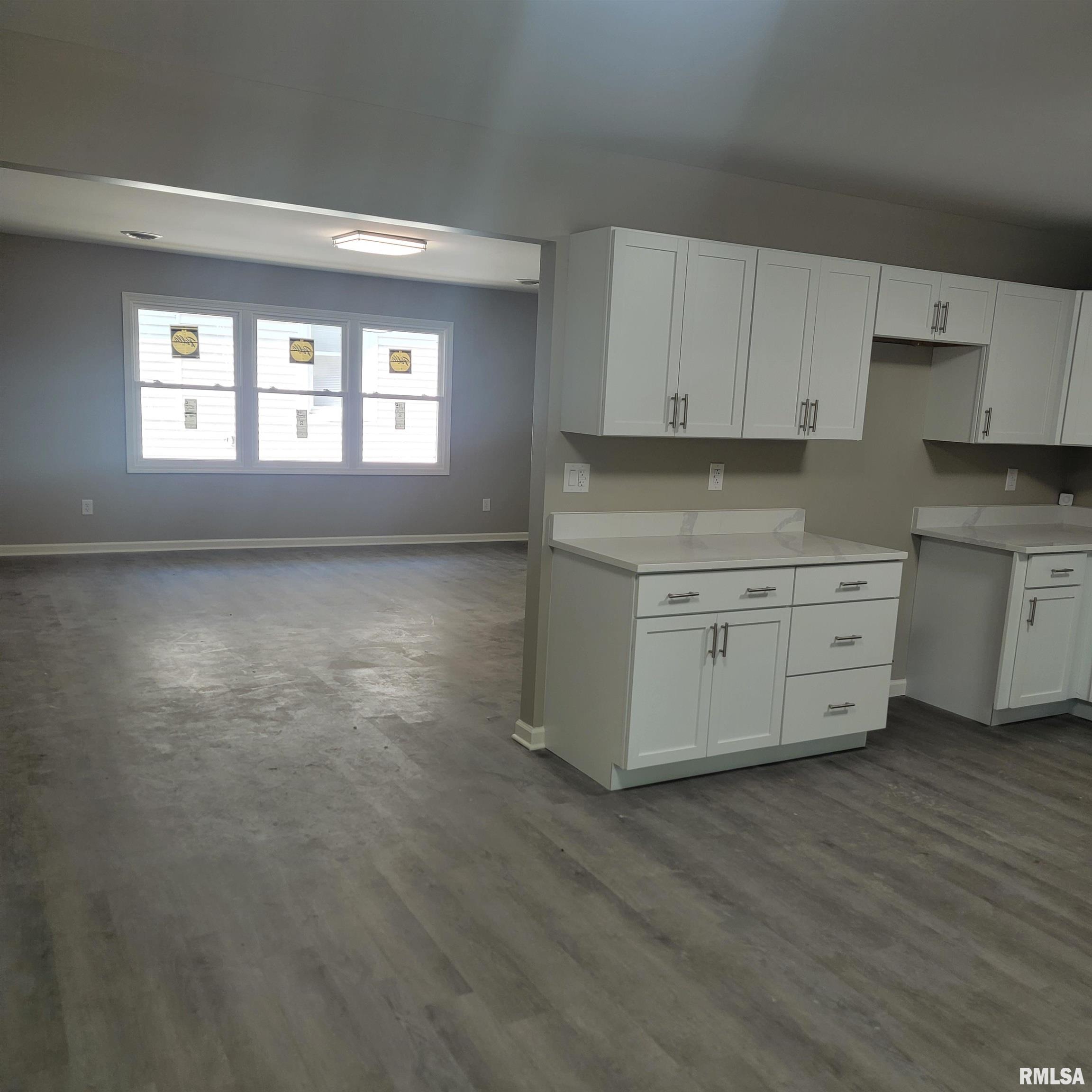 725 East Spruce Street Springfield, IL 62703 - Photo 4 of 18