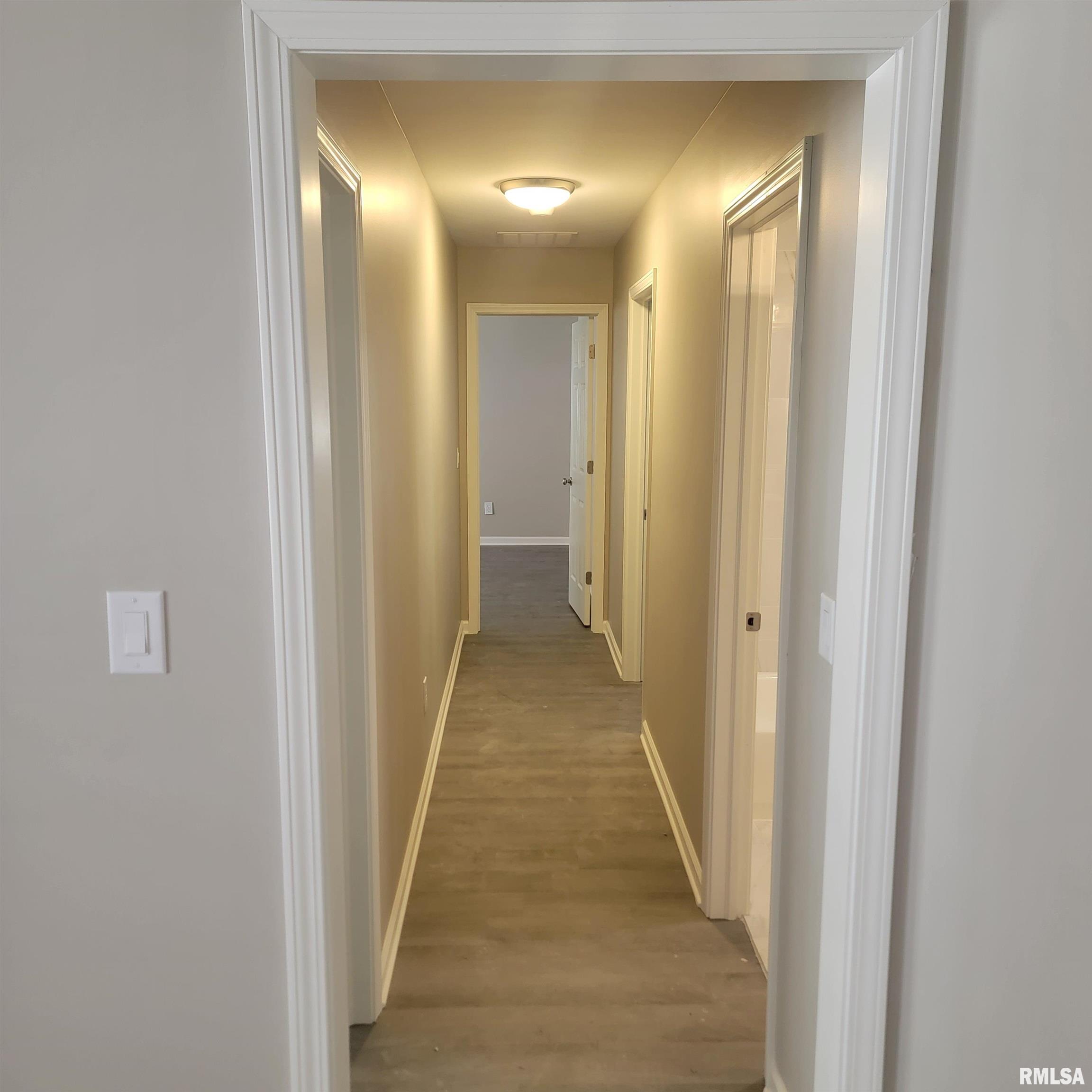 725 East Spruce Street Springfield, IL 62703 - Photo 9 of 18