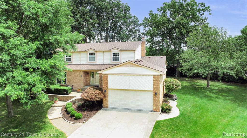 3660 Old Tree Court Rochester Hills, MI 48309 - Photo 2 of 41