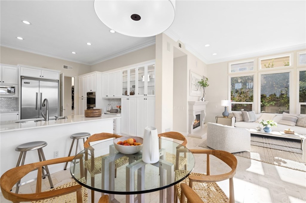 12 Sugar Pine Road Newport Coast, CA 92657 - Photo 11 of 45 Breakfast nook.
