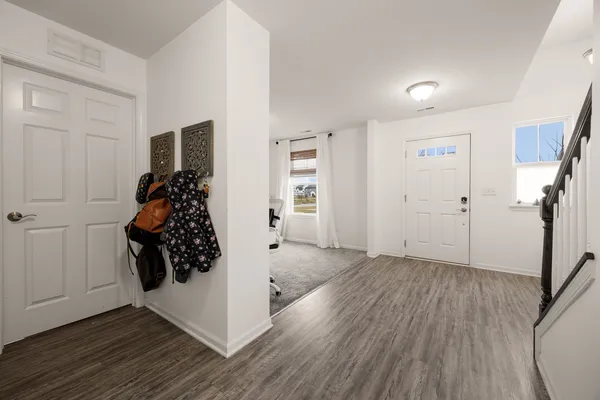 $434,000 | 4196 Irving Road, Aurora, IL 60504