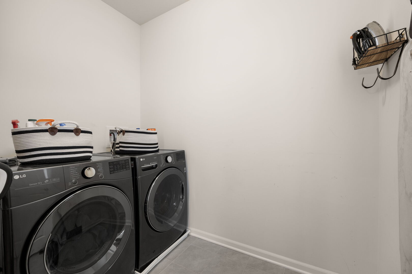 4196 Irving Road Aurora, IL 60504 - Photo 23 of 26 Gallery Image 23
