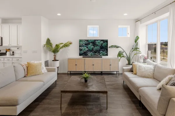 $434,000 | 4196 Irving Road, Aurora, IL 60504