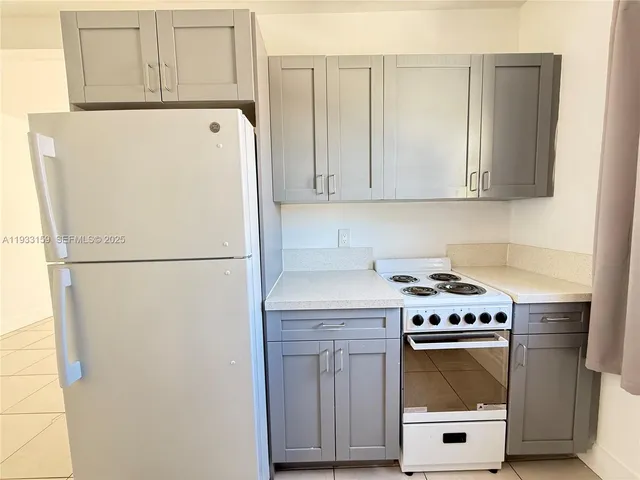 $2,650 | 2313 Northwest 14th Street, Unit 3, Miami, FL 33125