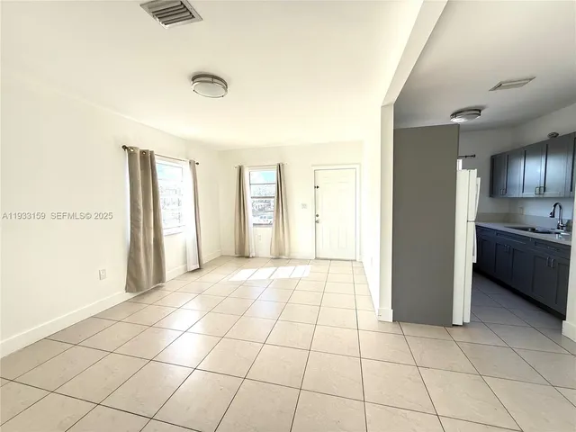 $2,650 | 2313 Northwest 14th Street, Unit 3, Miami, FL 33125