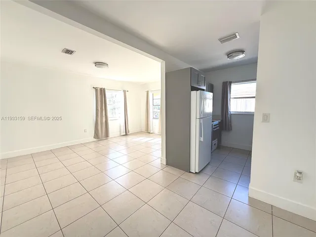 $2,650 | 2313 Northwest 14th Street, Unit 3, Miami, FL 33125