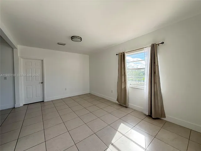 $2,650 | 2313 Northwest 14th Street, Unit 3, Miami, FL 33125