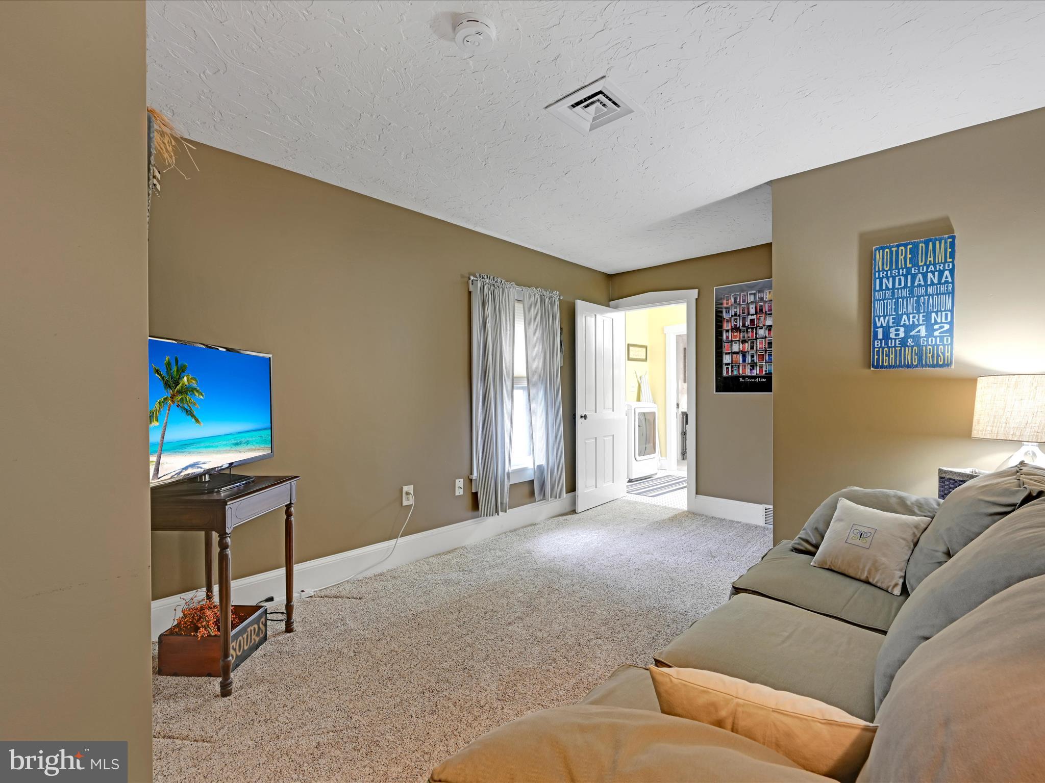 690 Old Pike Lititz, PA 17543 - Photo 12 of 62 Sitting Room
