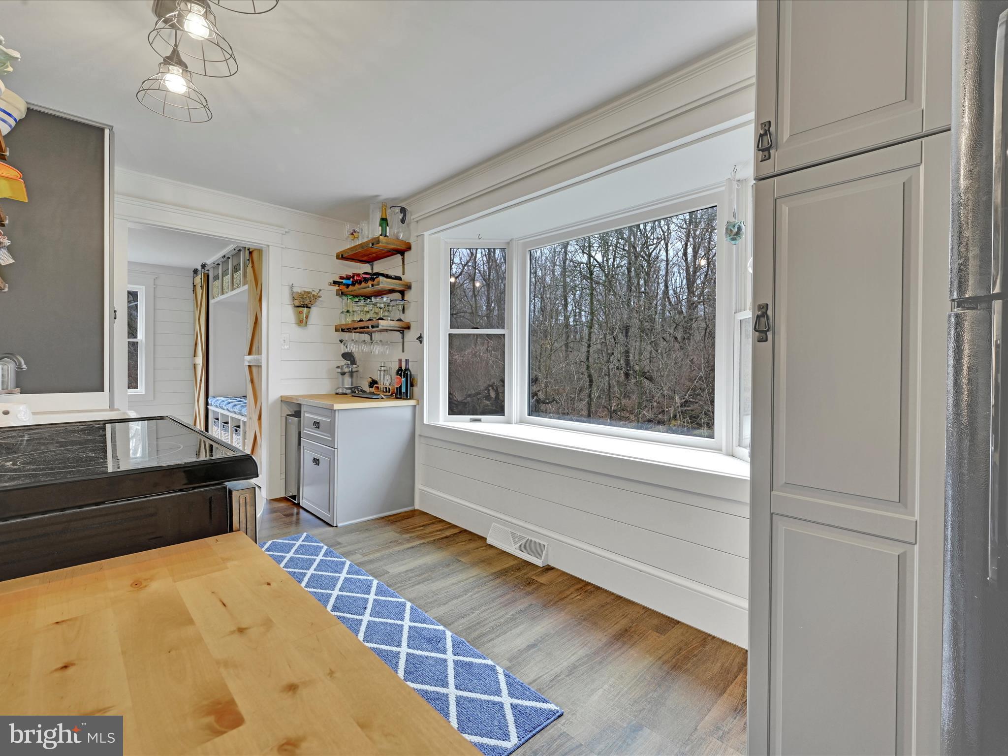 690 Old Pike Lititz, PA 17543 - Photo 18 of 62 Kitchen