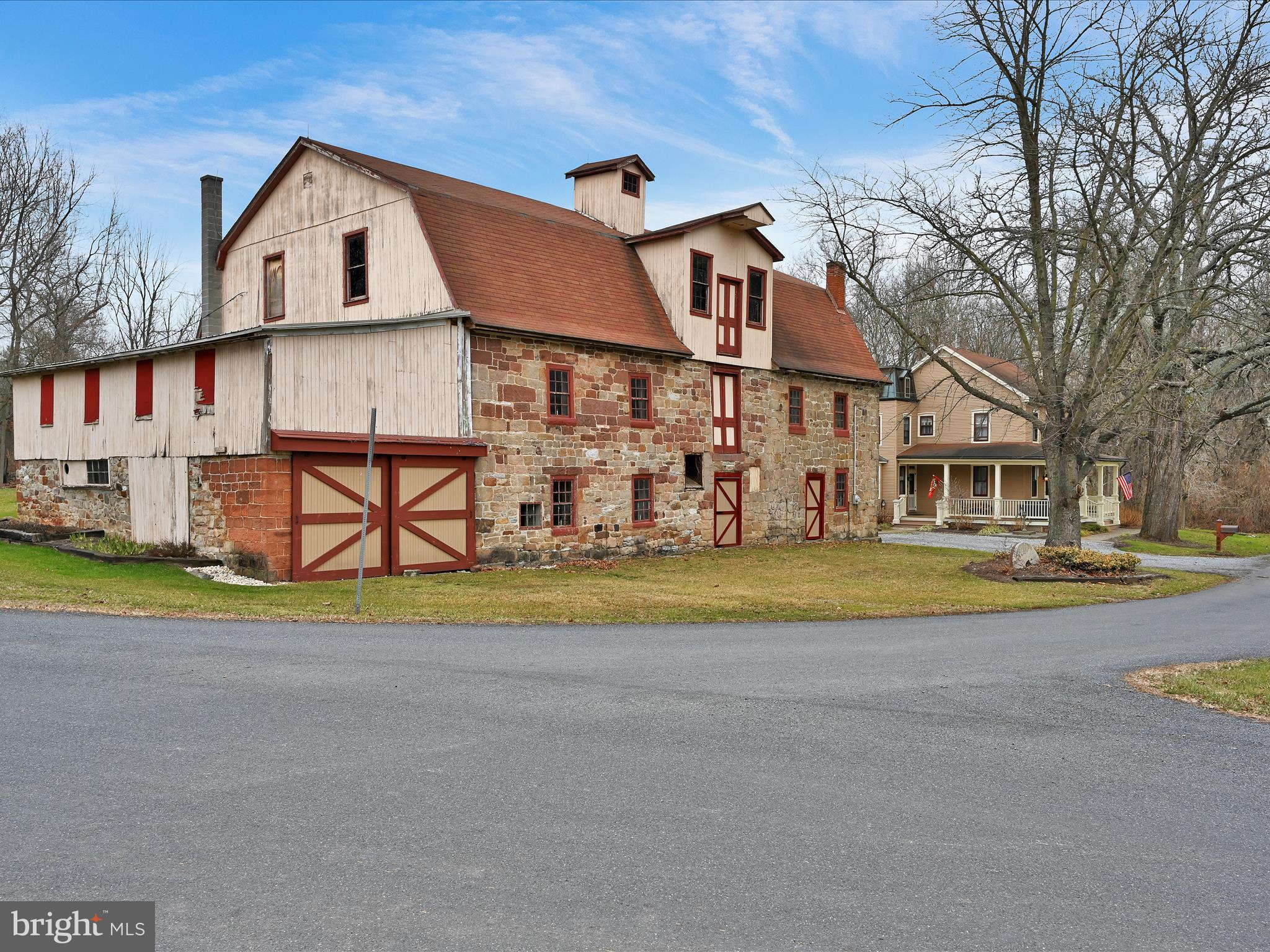 690 Old Pike Lititz, PA 17543 - Photo 44 of 62 Barn