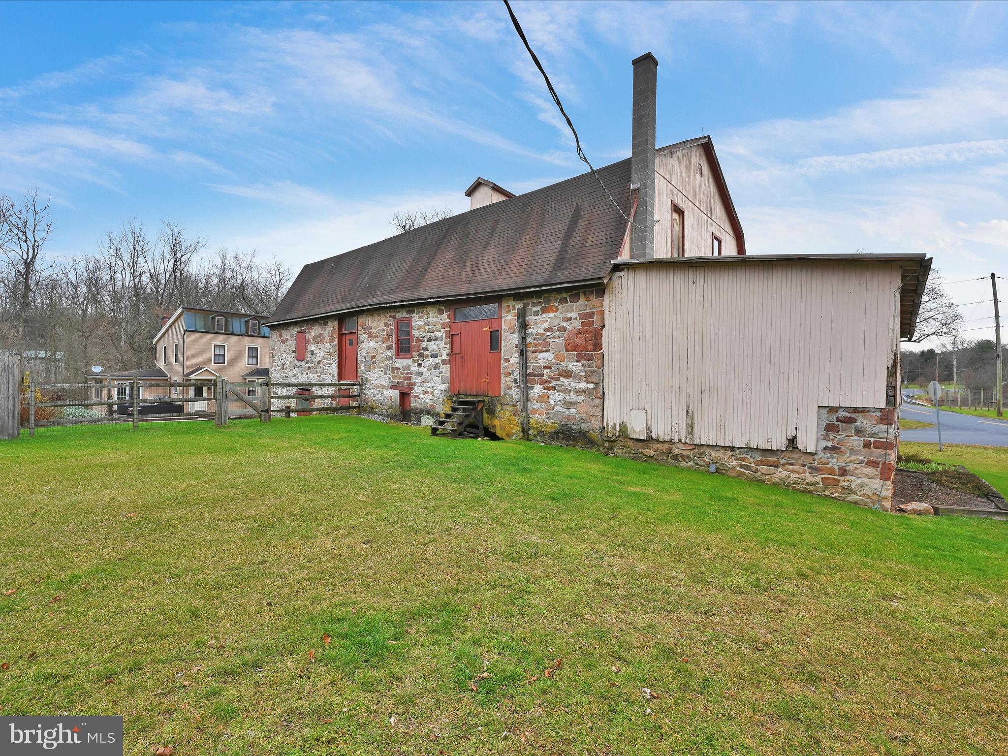 690 Old Pike Lititz, PA 17543 - Photo 48 of 62 Barn