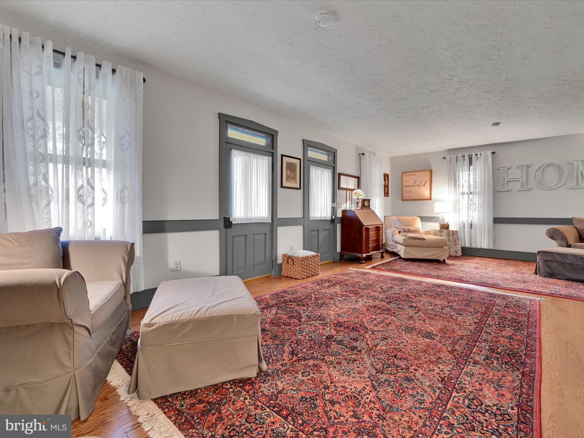 690 Old Pike Lititz, PA 17543 - Photo 10 of 62 Living Room