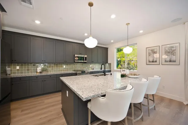 $699,990 | 1015 Utah Drive, Placerville, CA 95667