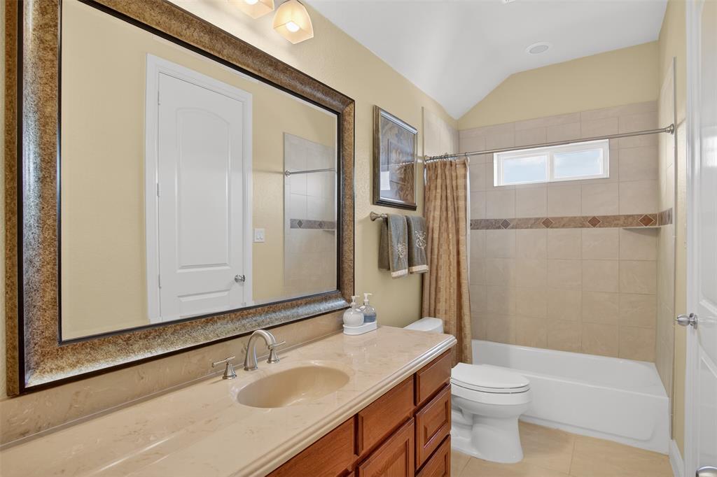 3072 Rosebud Court Grand Prairie, TX 75104 - Photo 31 of 40