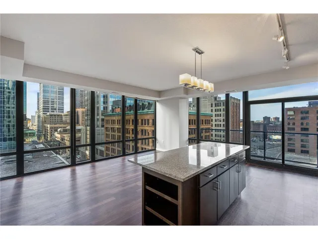$3,335 | 465 Nicollet Mall, Unit 1612, Minneapolis, MN 55401