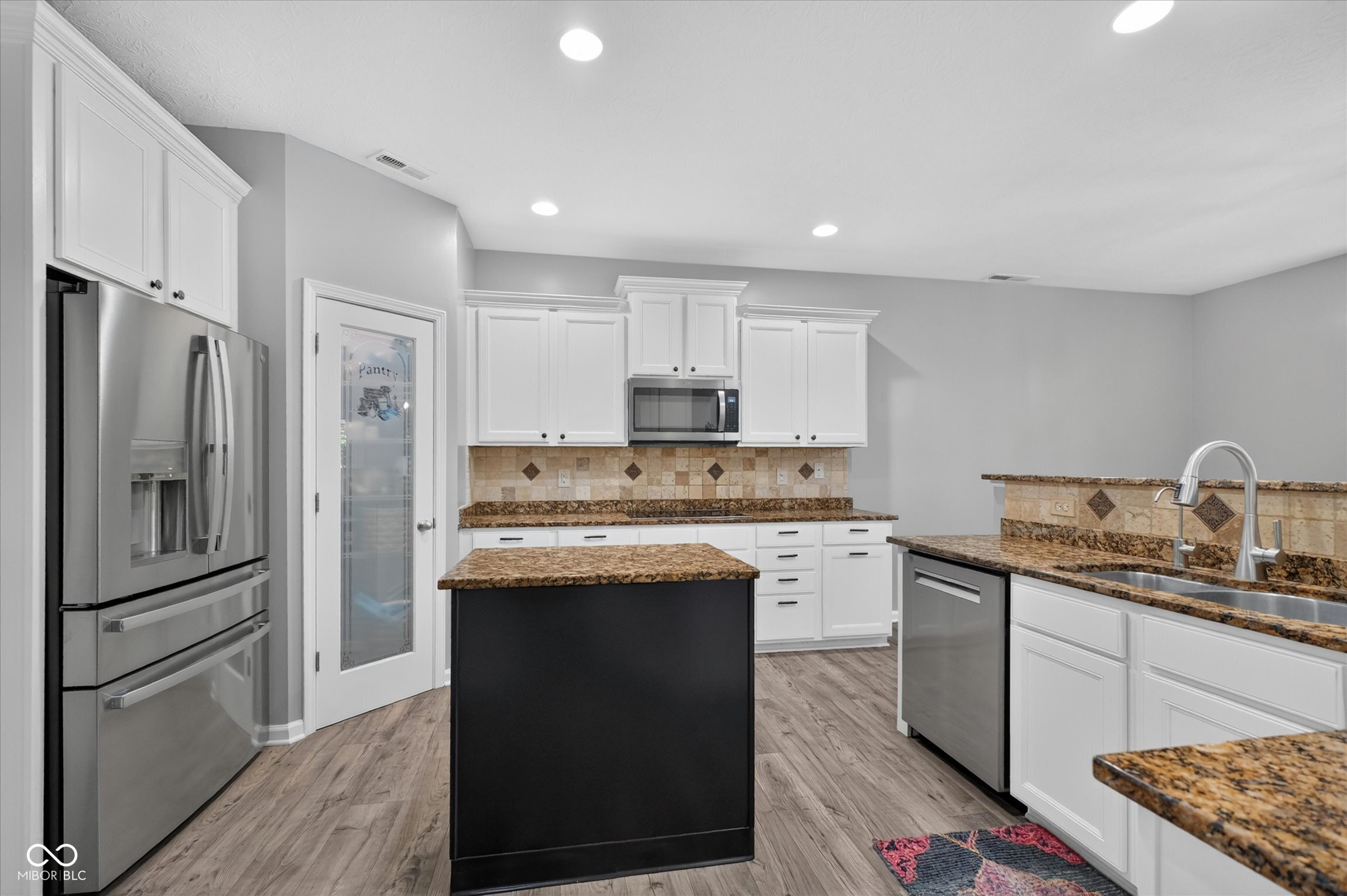 12160 Wolverton Way Fishers, IN 46037 - Photo 17 of 47