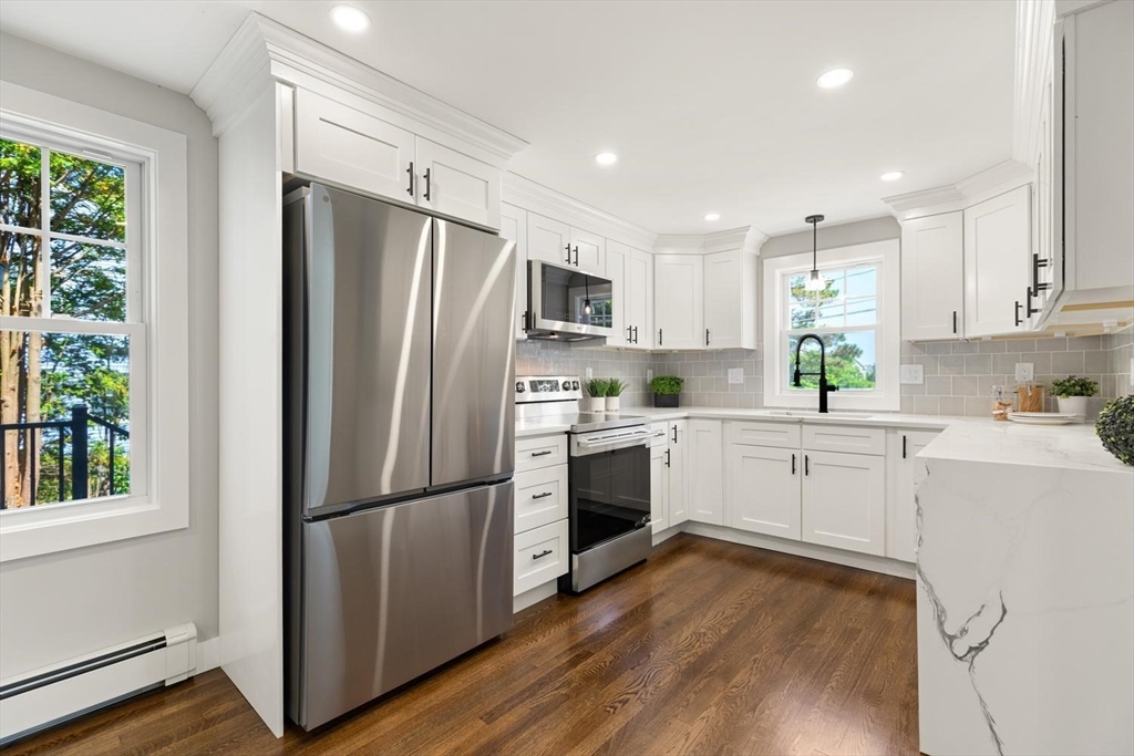 71 Converse Street Wakefield, MA 01880 - Photo 8 of 38