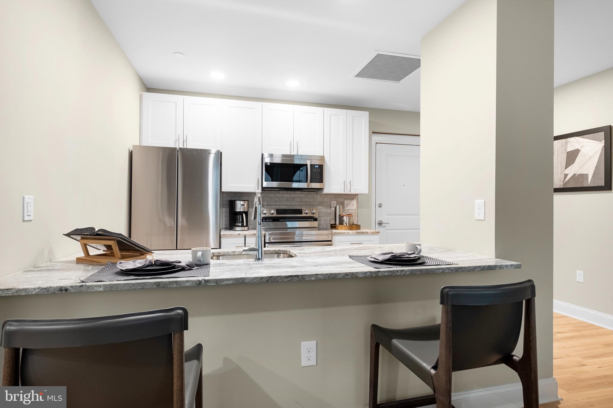 1420-22 Chestnut Street, Unit 206 Philadelphia, PA 19102 - Photo 11 of 35