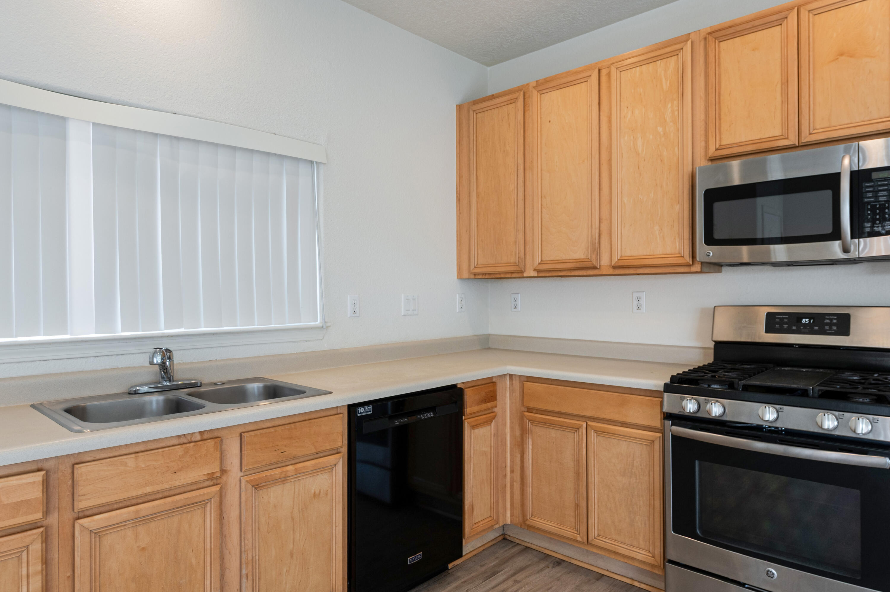 3540 Clear Creek Road Rio Rancho, NM 87144 - Photo 14 of 26 Gallery Image 14