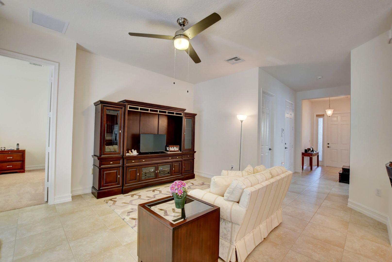 8108 Baltic Amber Road Delray Beach, FL 33446 - Photo 4 of 43 Living Room/Hall