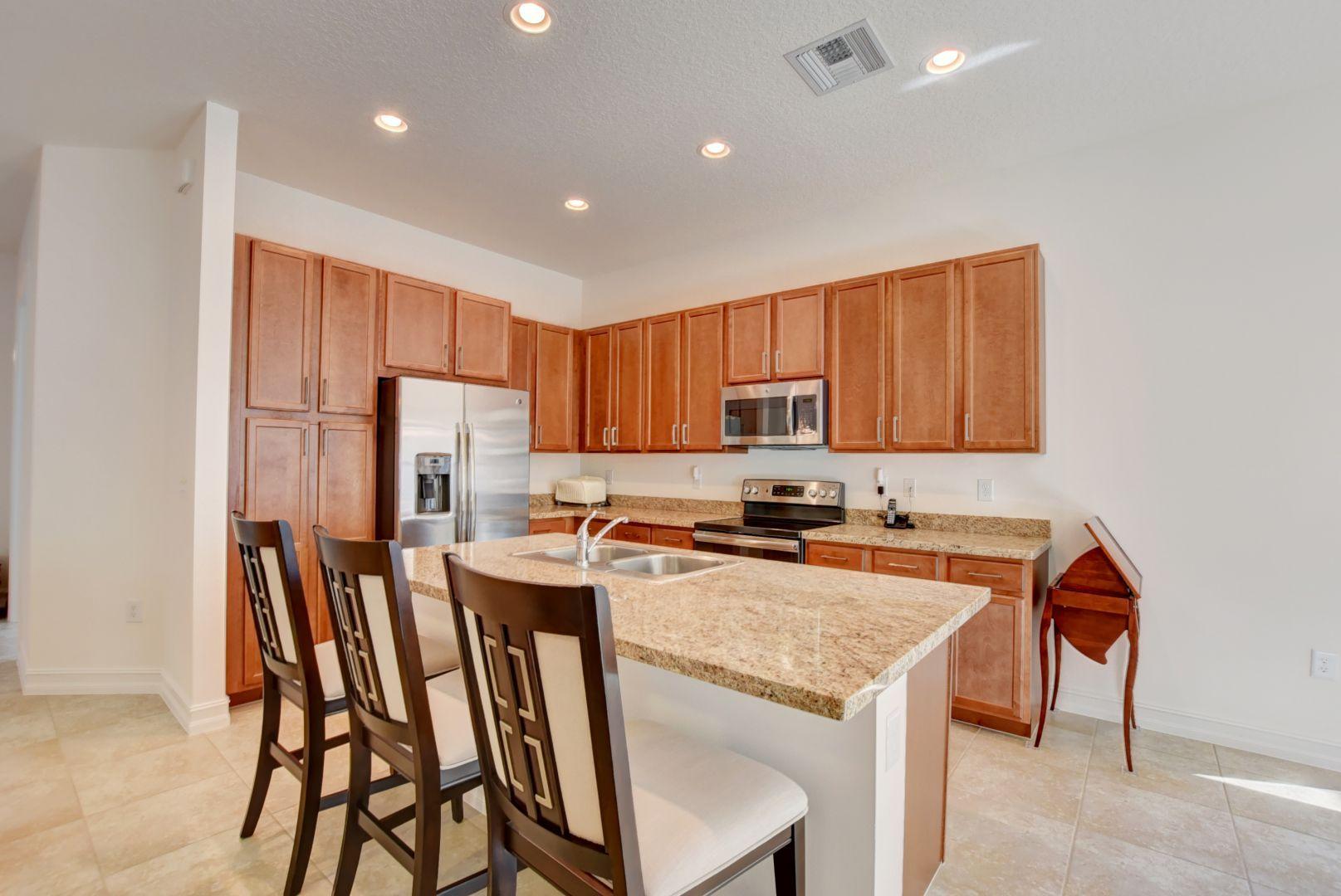 8108 Baltic Amber Road Delray Beach, FL 33446 - Photo 9 of 43 Kitchen