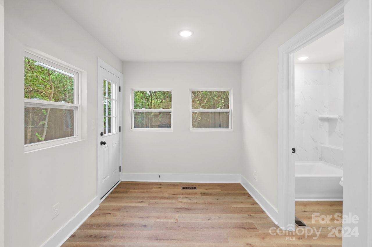 134 Mitchell Farm Road Statesville, NC 28625 - Photo 11 of 25 Gallery Image 11