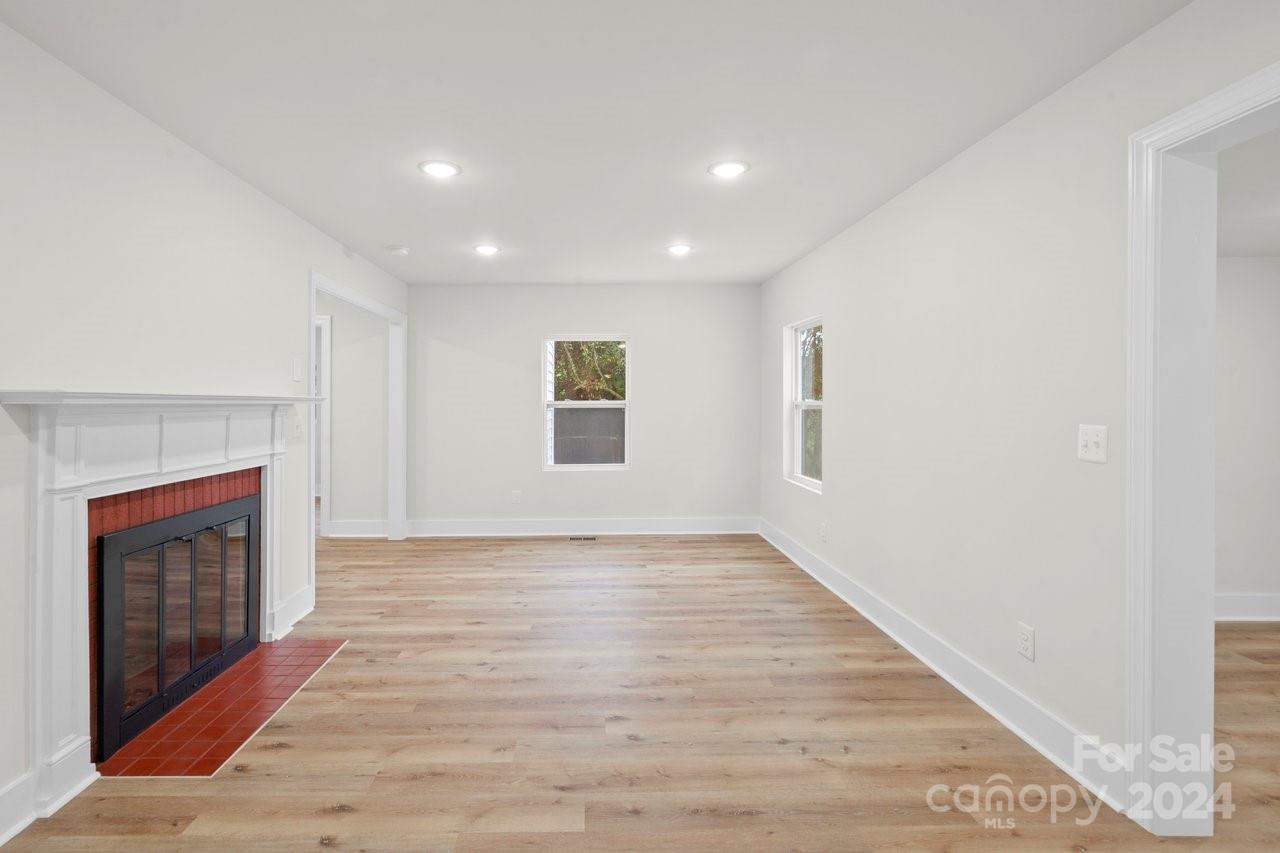 134 Mitchell Farm Road Statesville, NC 28625 - Photo 3 of 25 Gallery Image 3