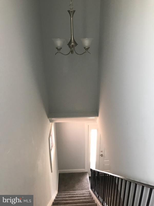 8612 Oak Road Baltimore, MD 21219 - Photo 8 of 24 Interior (General)