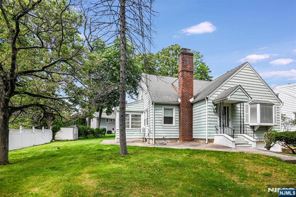 111 Jackson Avenue Wayne, NJ 07470 - Photo 24 of 27