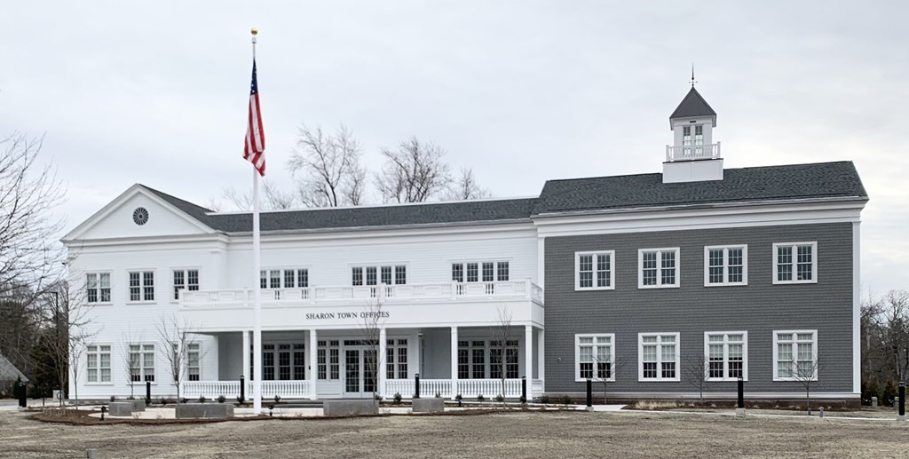 35 Williams Road Sharon, MA 02067 - Photo 25 of 25 a front view of a building
