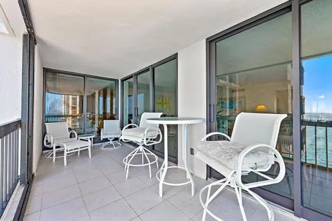 $699,000 | 5380 North Ocean Drive, Unit 12F, Singer Island, FL 33404