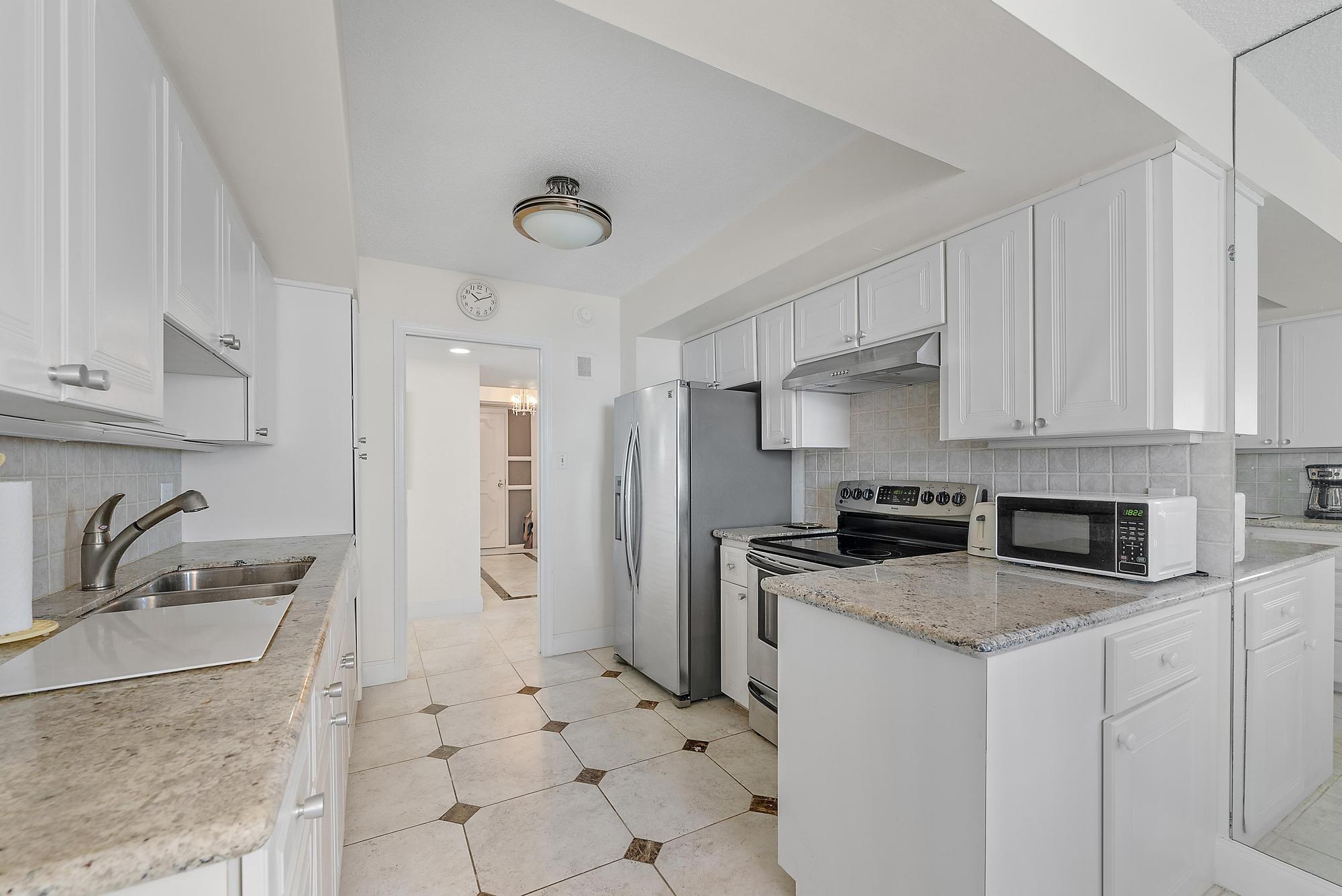 5380 North Ocean Drive, Unit 12F Singer Island, FL 33404 - Photo 8 of 55 Kitchen