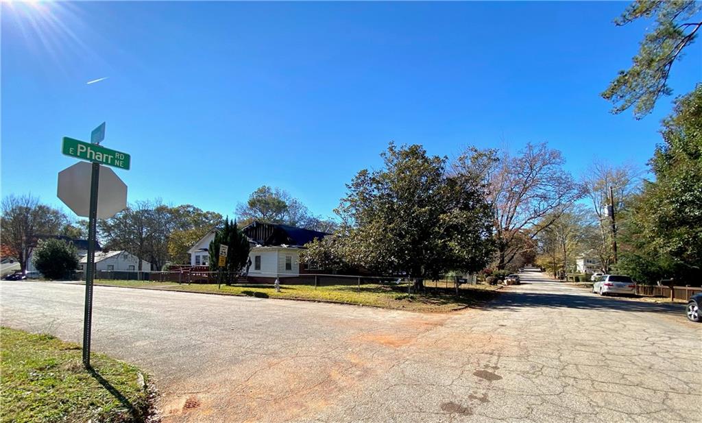 2727 West Pharr Road Atlanta, GA 30317 - Photo 1 of 1 a view of a playground with basketball court