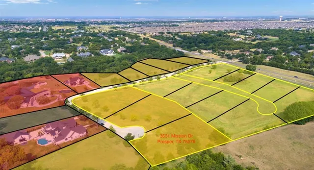 a view of a tennis court