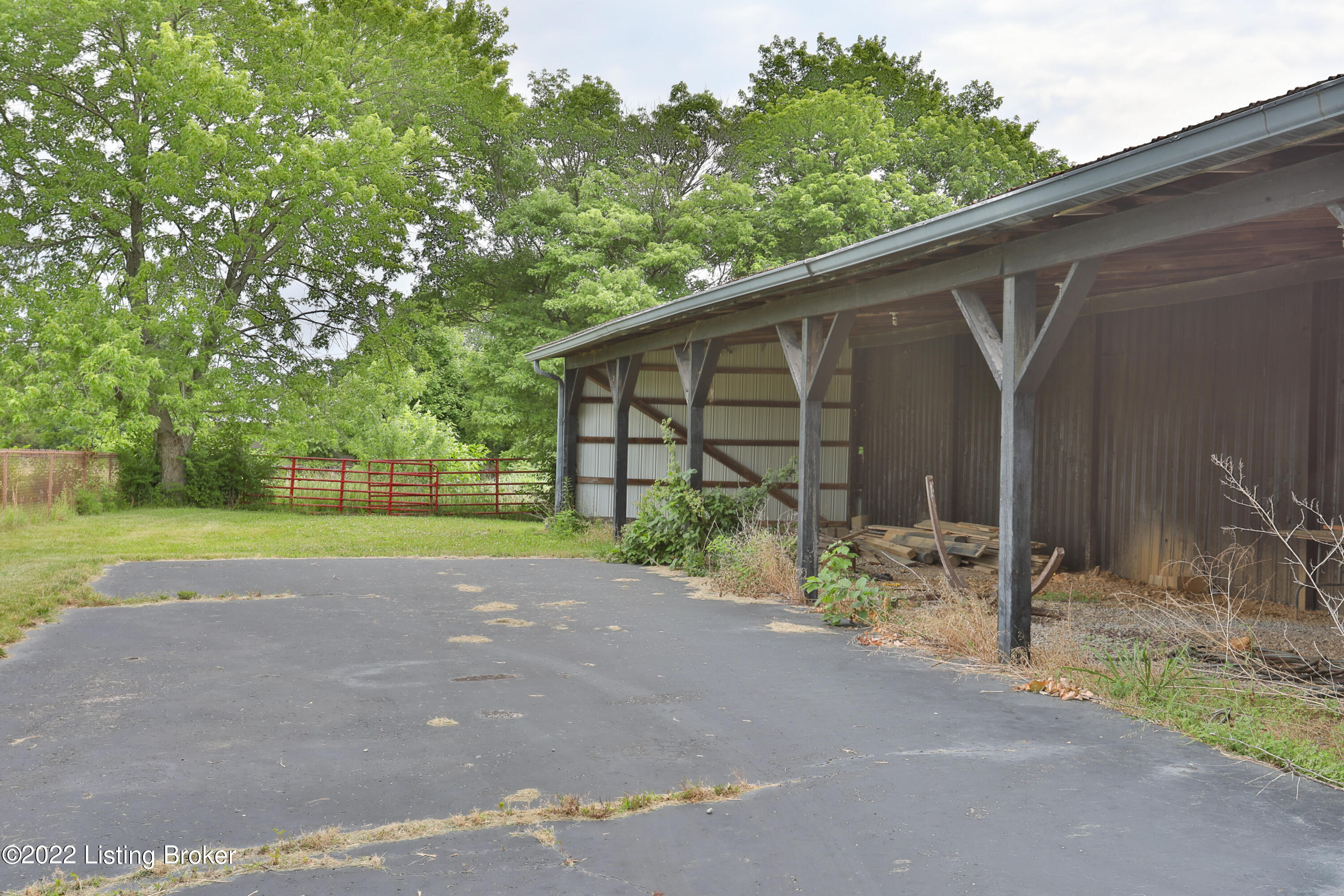 2750 Greenbriar Road Mount Washington, KY 40047 - Photo 38 of 49 2750 Greenbriar Rd-21