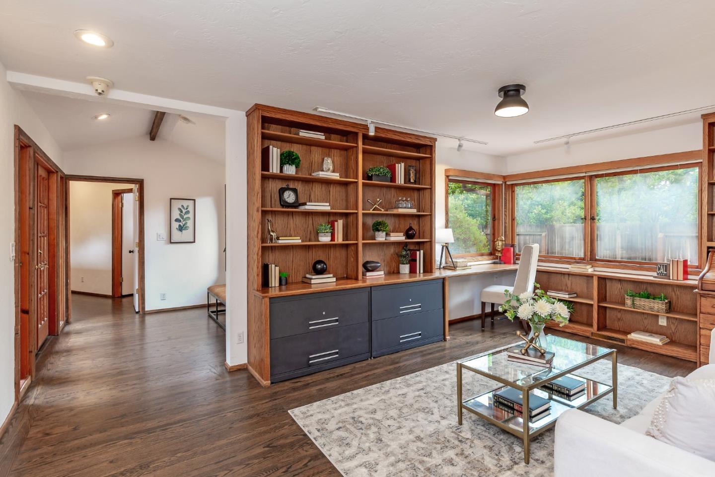 279 Covington Road Los Altos, CA 94024 - Photo 11 of 30 Gallery Image 11