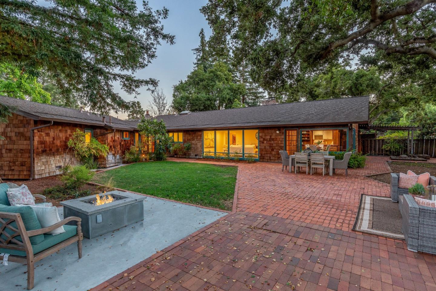 279 Covington Road Los Altos, CA 94024 - Photo 24 of 30 Gallery Image 24