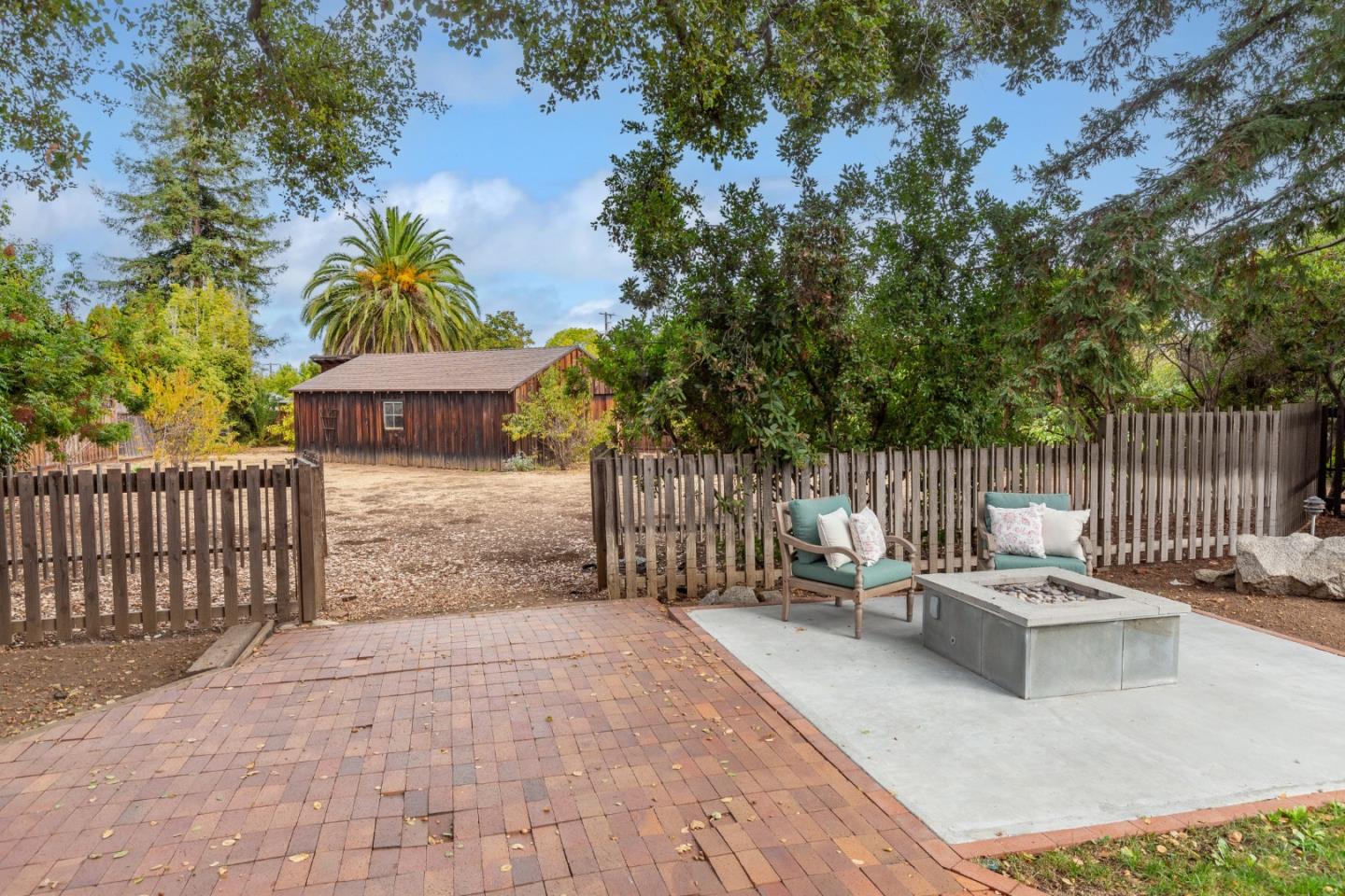 279 Covington Road Los Altos, CA 94024 - Photo 26 of 30 Gallery Image 26