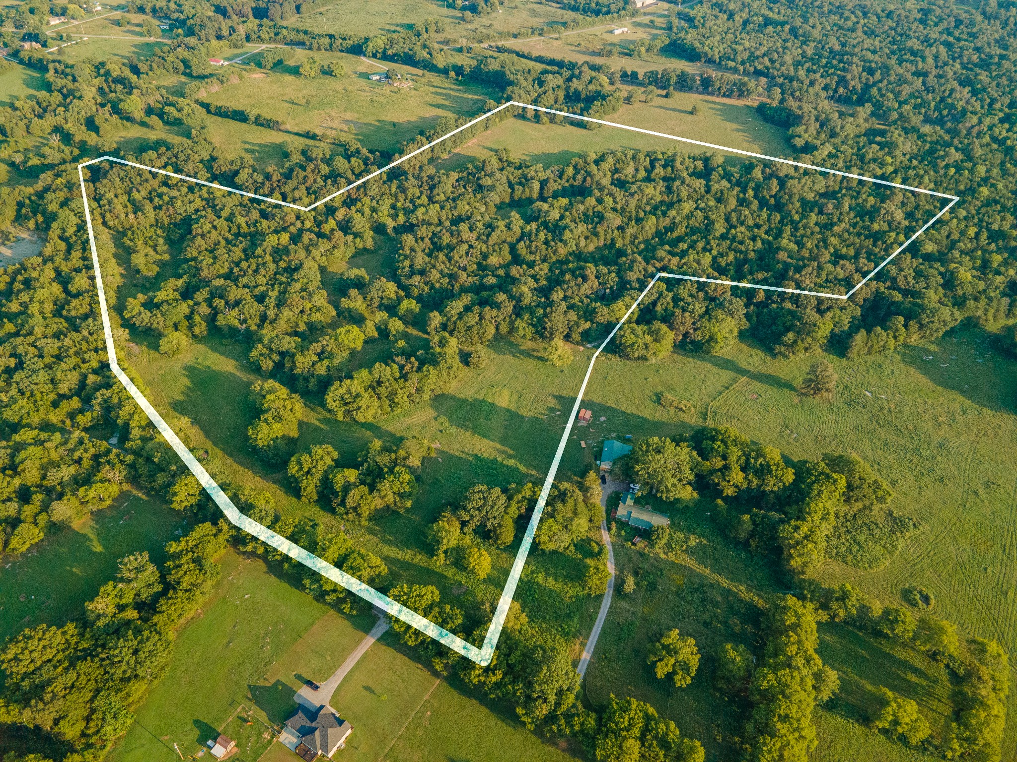 a view of a tennis court