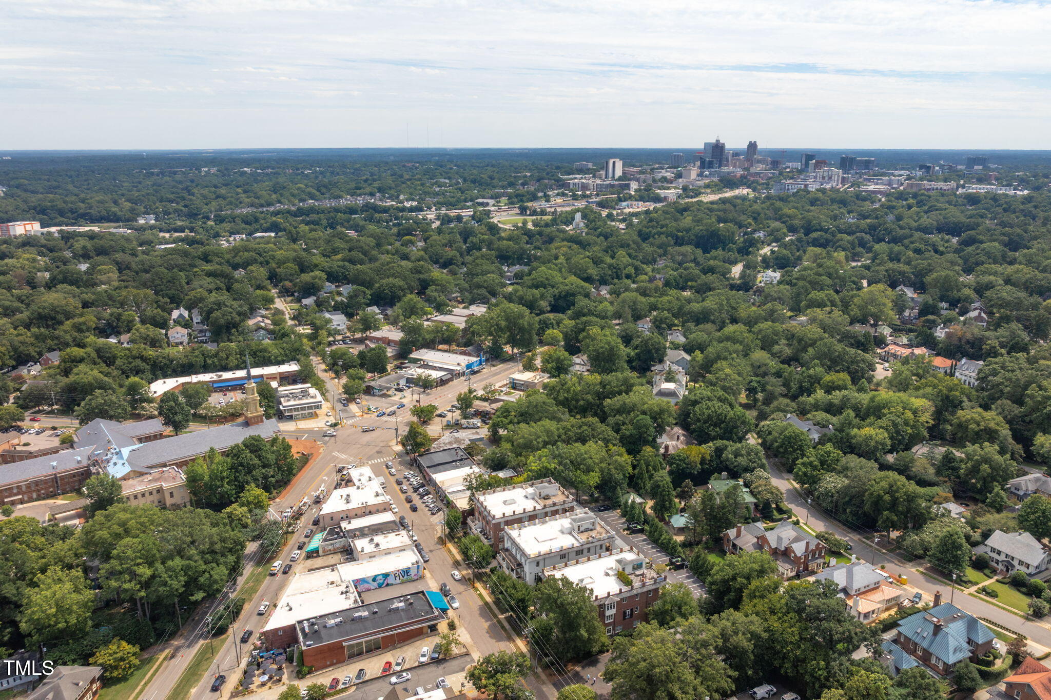 2015 Fairview Road, Unit 200 Raleigh, NC 27608 - Photo 49 of 58 23-web-or-mls-2015 Fairview 200-48