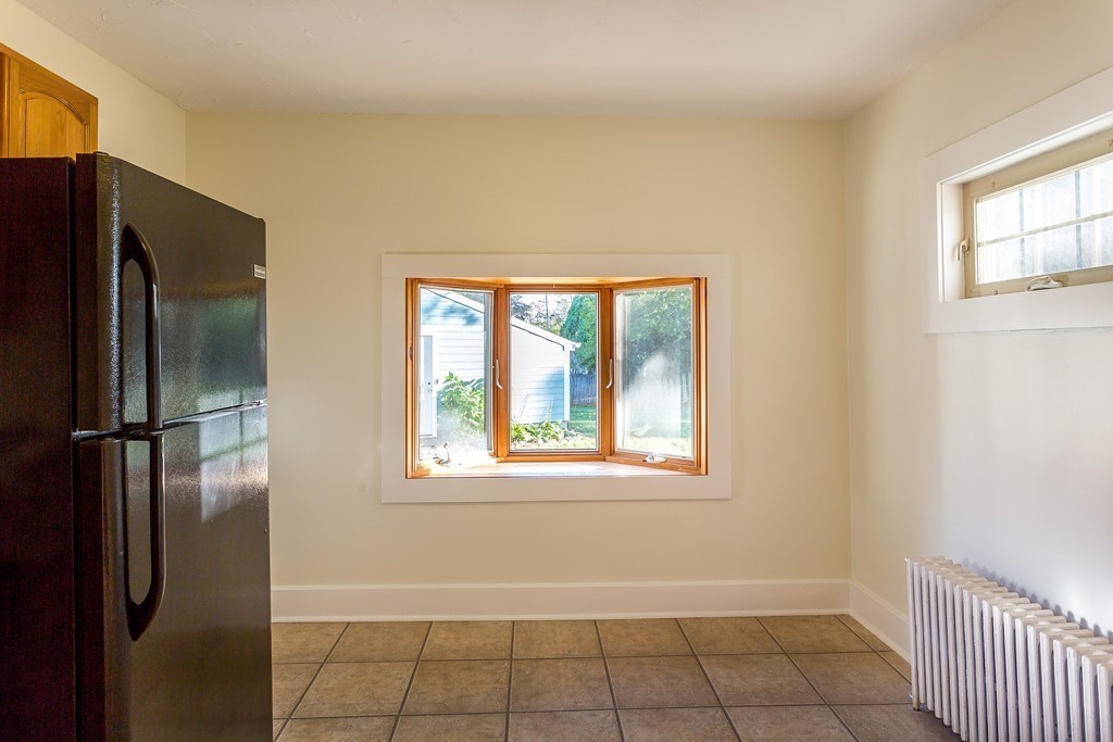 98 Sconticut Neck Road Fairhaven, MA 02719 - Photo 15 of 26 Gallery Image 15