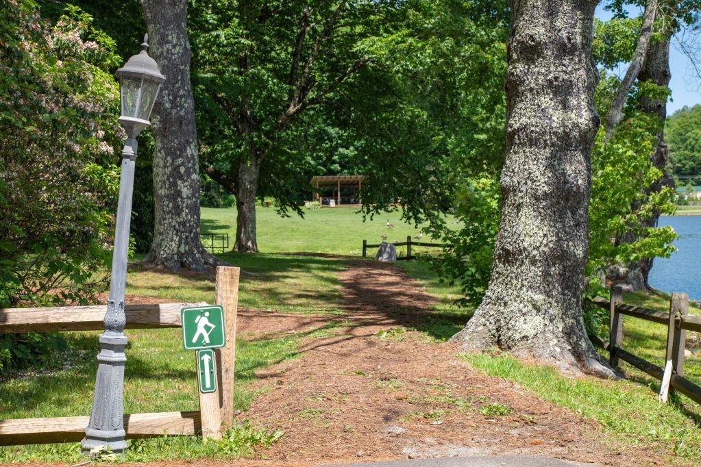 84 Pine Ridge Loop Newland, NC 28657 - Photo 26 of 50