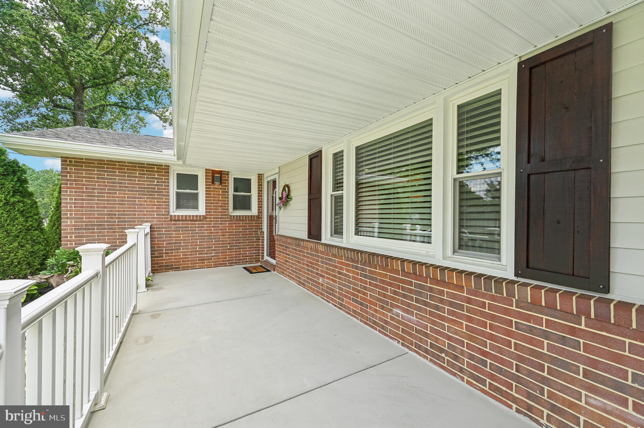 536 Maple Ridge Lane Odenton, MD 21113 - Photo 4 of 48 a view of backyard with deck