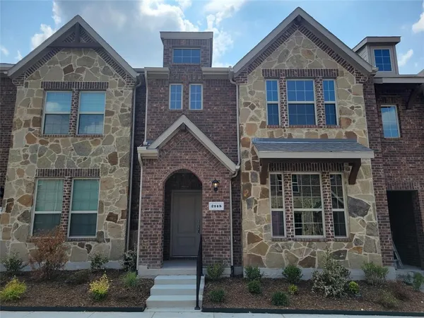 $2,300 | 2145 Steer Creek Place, Mesquite, TX 75149