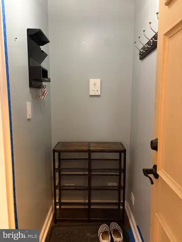 $2,050 | 206 North George Mason Drive, Unit 1, Arlington, VA 22203