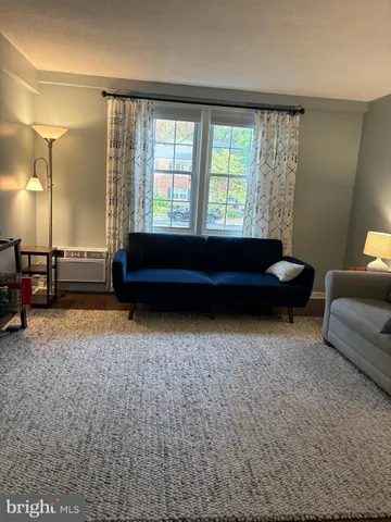 $2,050 | 206 North George Mason Drive, Unit 1, Arlington, VA 22203