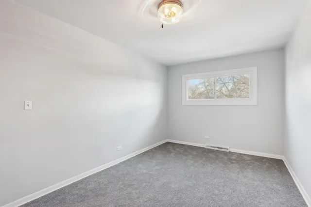 $388,000 | 414 Skokie Court, Wilmette, IL 60091