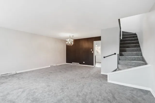 $388,000 | 414 Skokie Court, Wilmette, IL 60091